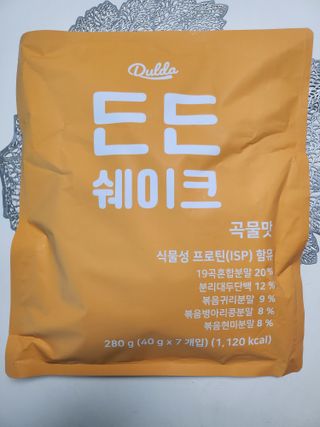 [덜다] 든든 식물성 단백질 쉐이크 40g X 7입 (곡물/딸기) — 5점을 준 리뷰어가 2023년 8월 올린 사용 사진