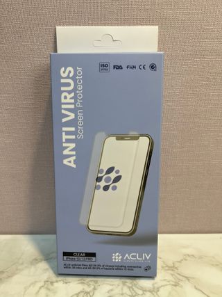 아클리브 Premium 항균 항바이러스 액정 보호필름(iPhone) — 5점을 준 리뷰어가 2022년 10월 올린 사용 사진
