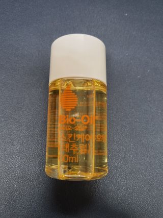 바이오오일 [바이오-오일] 스킨케어 오일 내추럴 60ml — 5점을 준 리뷰어가 2021년 7월 올린 사용 사진