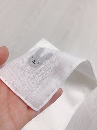 달퐁 레빗스카프손수건세트 — 5점을 준 리뷰어가 2021년 5월 올린 사용 사진