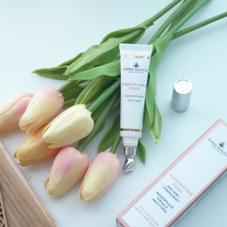 산수시 일루미네이팅 펄 영양 다크서클 스틱 아이 크림 케어 15ml — 5점을 준 리뷰어가 2021년 6월 올린 사용 사진