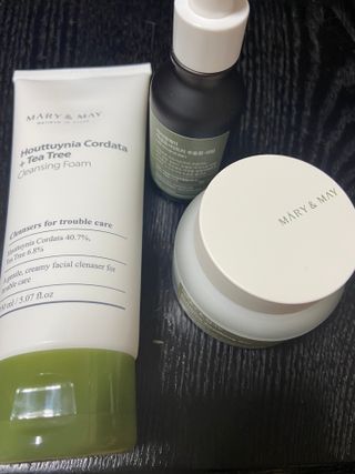 마리엔메이 센서티브 수딩 젤 크림 + 어성초 티트리 추출물 세럼 + 어성초 티트리 모공 클렌징 폼 — 5점을 준 리뷰어가 2021년 9월 올린 사용 사진
