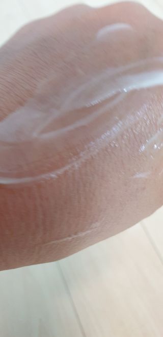 [NEW 탄력유턴 아이크림] AHC 유스 래스팅 리얼 아이크림 포 페이스 — 5점을 준 리뷰어가 2021년 3월 올린 사용 사진