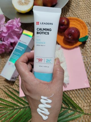 리더스코스메틱 리더스 카밍 바이오틱스 선 에센스 SPF 50+ PA++++ — 5점을 준 리뷰어가 2022년 7월 올린 사용 사진