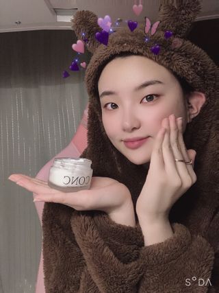 CONC 콩크 미로탐누스 안티링클 화이트닝 크림 — 4점을 준 리뷰어가 2021년 2월 올린 사용 사진