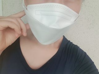 [심폐소생소] KF94 오늘의 마스크 대형 — 5점을 준 리뷰어가 2021년 8월 올린 사용 사진
