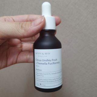마리엔메이 히알루로닉스 세럼 ,나이아신아마이드 모과 세럼, 마린콜라겐 세럼, 청귤 흰목이버섯 추출물 세럼 — 5점을 준 리뷰어가 2021년 10월 올린 사용 사진