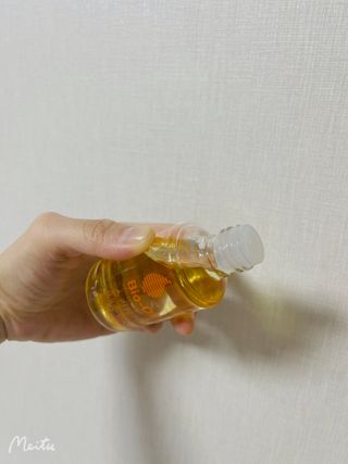 바이오오일 [바이오-오일] 스킨케어 오일 내추럴 60ml — 4.5점을 준 리뷰어가 2021년 6월 올린 사용 사진