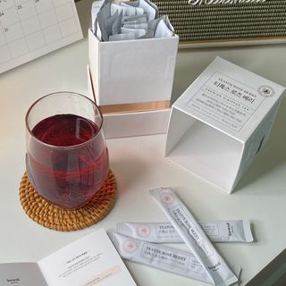 세렌디뷰티_이너뷰티 티톡스 로즈 베리 — 5점을 준 리뷰어가 2021년 3월 올린 사용 사진