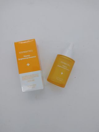 체르엠 스템앤셀 비타민 브라이트닝 에센스 30ml 1개 — 5점을 준 리뷰어가 2021년 6월 올린 사용 사진
