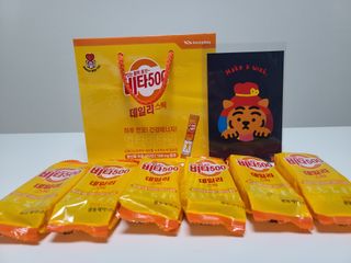 광동제약 [광동] 비타500데일리스틱 70포X2개 + 뚱랑이엽서 + 쇼핑백 증정 — 5점을 준 리뷰어가 2022년 1월 올린 사용 사진