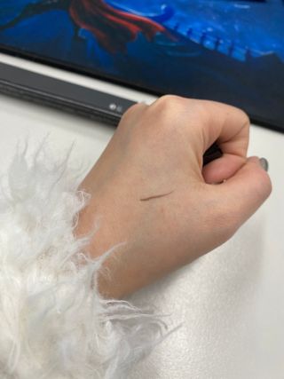 씨스터앤 퍼펙트 엣지 브러쉬 펜 라이너 2종 택 1 — 5점을 준 리뷰어가 2022년 1월 올린 사용 사진