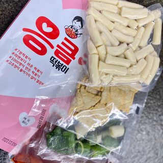응큼떡볶이 — 5점을 준 리뷰어가 2021년 3월 올린 사용 사진