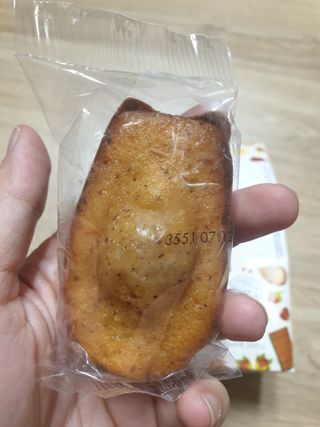 [메종콜리브리] 프랑스 마들렌 메종콜리브리 헤이즐넛 마들렌 2팩 — 5점을 준 리뷰어가 2022년 2월 올린 사용 사진
