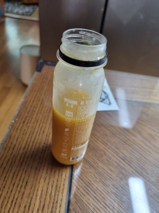 BLENDY'S 핑크 스무디+블론디 스무디 — 5점을 준 리뷰어가 2021년 9월 올린 사용 사진