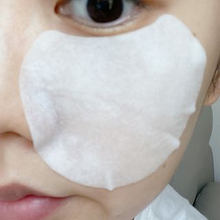 리더스코스메틱 리더스 카밍 바이오틱스 퀵 수딩 패드 — 5점을 준 리뷰어가 2022년 7월 올린 사용 사진