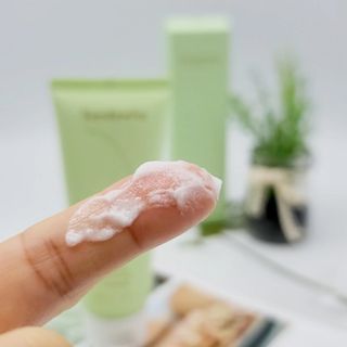 스킨큐어 산다화 울트라 젠틀 약산성 세안제 — 5점을 준 리뷰어가 2022년 8월 올린 사용 사진