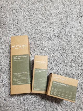 마리엔메이 센서티브 수딩 젤 크림 + 어성초 티트리 추출물 세럼 + 어성초 티트리 모공 클렌징 폼 — 5점을 준 리뷰어가 2021년 8월 올린 사용 사진
