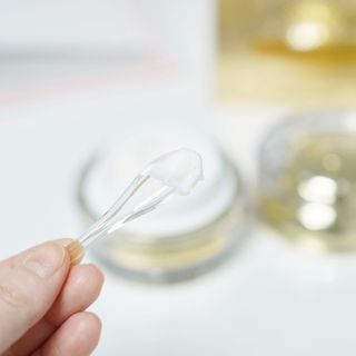 메디힐 캘러스 멀티 골드 리프팅 크림 — 5점을 준 리뷰어가 2021년 5월 올린 사용 사진