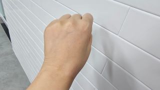 제주인디 카멜리아 블러썸 선크림 — 4점을 준 리뷰어가 2023년 9월 올린 사용 사진