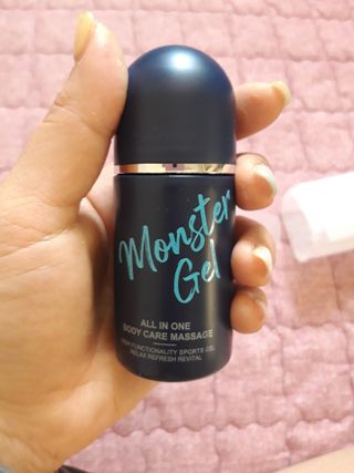 [바록스] 류현진 올인원 바디릴렉싱 몬스터겔 50ml — 5점을 준 리뷰어가 2021년 5월 올린 사용 사진