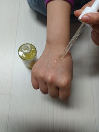 랑벨 비타 에너지 잡티 앰플 50ml 고농축 비타민, 저자극, 수분 촉촉, 미백 앰플 — 5점을 준 리뷰어가 2022년 4월 올린 사용 사진