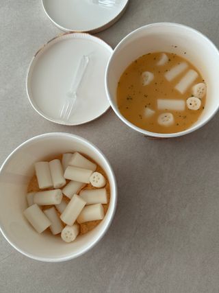 나우  [요리궁리] B타입 ( 매콤, 치즈, 매콤까르보 ) 꽃떡볶이 6개입 세트 — 5점을 준 리뷰어가 2025년 3월 올린 사용 사진