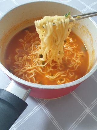 [풀무원] 자연은맛있다 정면, 백면, 홍면  세트 — 5점을 준 리뷰어가 2021년 4월 올린 사용 사진