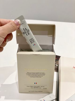 라보르 프렌치 콜라겐 화이트 — 5점을 준 리뷰어가 2022년 10월 올린 사용 사진
