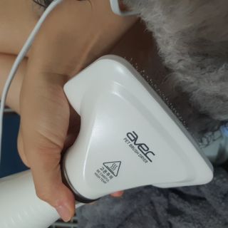 아베크 펫 강아지 고양이 애견 에어 브러쉬 드라이기 올인원 — 5점을 준 리뷰어가 2021년 7월 올린 사용 사진