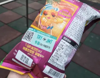 2022 오리온 여름한정판 초코파이 수박 / 포카칩 훌라망고맛 / 포카칩 라임모히또맛 — 4.5점을 준 리뷰어가 2022년 7월 올린 사용 사진