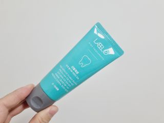 치과에서 쓰는 치약 _ 라벨제로 저불소 꼬마, 키즈, 유아, 베이비, 주니어 안전한 어린이치약 — 5점을 준 리뷰어가 2023년 1월 올린 사용 사진