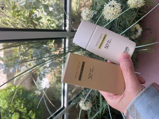 아이레시피 모이스트터치 스포츠 선밀크 50ml (SPF50+ PA+++) — 5점을 준 리뷰어가 2023년 4월 올린 사용 사진