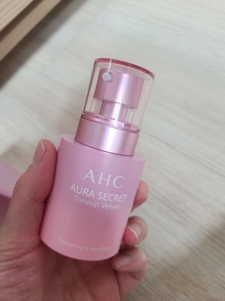 AHC 아우라 시크릿 톤업 벨벳 — 5점을 준 리뷰어가 2021년 4월 올린 사용 사진