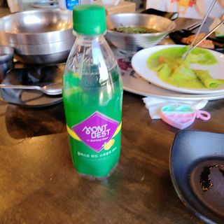 몽베스트 Montbest with Sparkling water Lemon OR Lime 20병(랜덤) — 4점을 준 리뷰어가 2021년 10월 올린 사용 사진