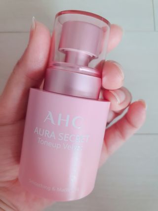 AHC 아우라 시크릿 톤업 벨벳 — 4점을 준 리뷰어가 2021년 4월 올린 사용 사진