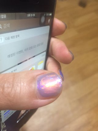 데싱디바 글레이즈 젤네일 별빛유리네일 6종_랜덤발송 — 3.5점을 준 리뷰어가 2021년 8월 올린 사용 사진