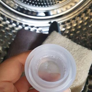 [생활공작소] 섬유유연제 + 세탁세제 1.5L 릴리향 — 5점을 준 리뷰어가 2021년 2월 올린 사용 사진