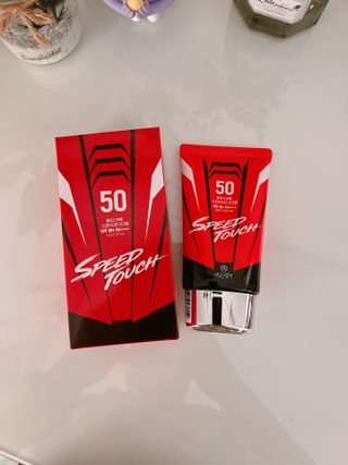 약손명가코스메틱 에오스보떼 스피드터치 선크림 50ml — 3점을 준 리뷰어가 2021년 8월 올린 사용 사진