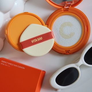 광동생활건강 MF[광동] 비타500✨주름개선·미백·SPF50+🌞퍼펙트쉴드 빅 선쿠션 본품 — 5점을 준 리뷰어가 2024년 5월 올린 사용 사진