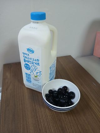 *구매평_[덴마크] 진하고 더 고소한 무가당 플레인 요거트 1.8L — 5점을 준 리뷰어가 2025년 9월 올린 사용 사진