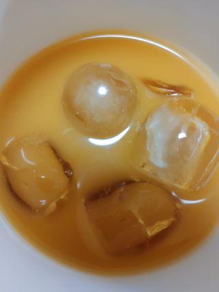 H365 [Kaskein Luomutyrniglögi] 핀란드 전통 무알콜 멀드와인 시벅톤 글로기 — 3.5점을 준 리뷰어가 2021년 4월 올린 사용 사진