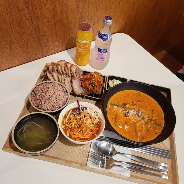 [도시주방]족발+로제떡볶이 Set 리뷰 사진