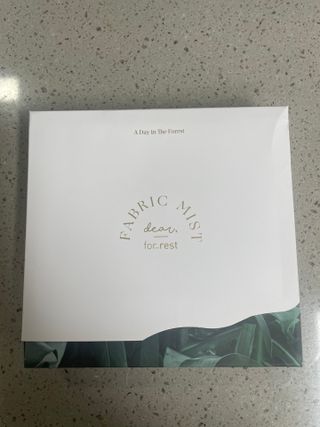 디어포레스트 [5개세트] 숲속의 하루 패브릭미스트 (섬유향수/ 룸스프레이) 50ml 5개 — 5점을 준 리뷰어가 2022년 9월 올린 사용 사진