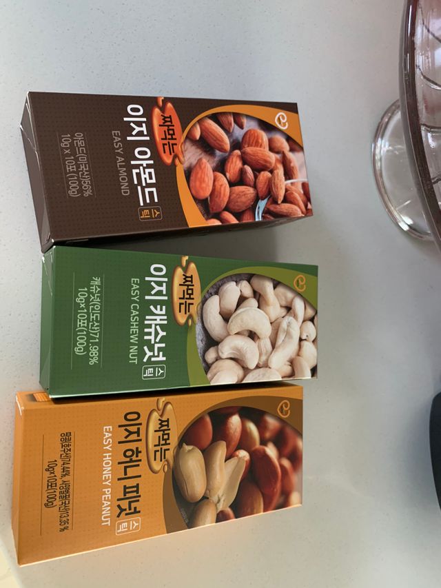 짜먹는 이지아몬드, 짜먹는 이지허니피넛, 짜먹는 이지캐슈넛 각 10g X  10포 리뷰 사진