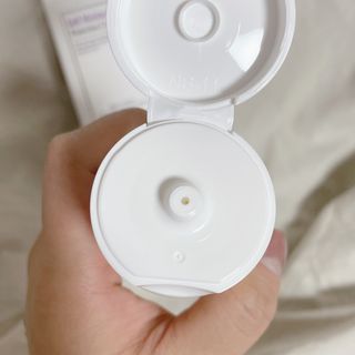 셀프 모이스처라이징 프로텍션 크림 셀프 모이스처라이징 프로텍션크림 — 5점을 준 리뷰어가 2022년 3월 올린 사용 사진