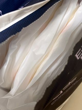 N[템포 ] 패드 내추럴 순면 입는 오버나이트 5P * 2개 — 5점을 준 리뷰어가 2024년 4월 올린 사용 사진