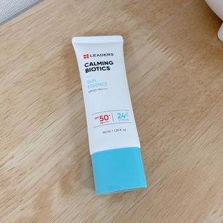 리더스코스메틱 리더스 카밍 바이오틱스 선 에센스 SPF 50+ PA++++ — 5점을 준 리뷰어가 2022년 6월 올린 사용 사진