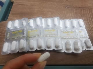 [몸엔용] 에버업 멀티비타민&미네랄, 눈건강 루테인 혈행건강 오메가3, 면역 프로바이오틱스 3종 택1 — 5점을 준 리뷰어가 2022년 4월 올린 사용 사진
