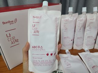 12월 15일 출시, 건강기능식품 브랜드 본리브 나 다운 시작 제품 3종 — 5점을 준 리뷰어가 2021년 2월 올린 사용 사진